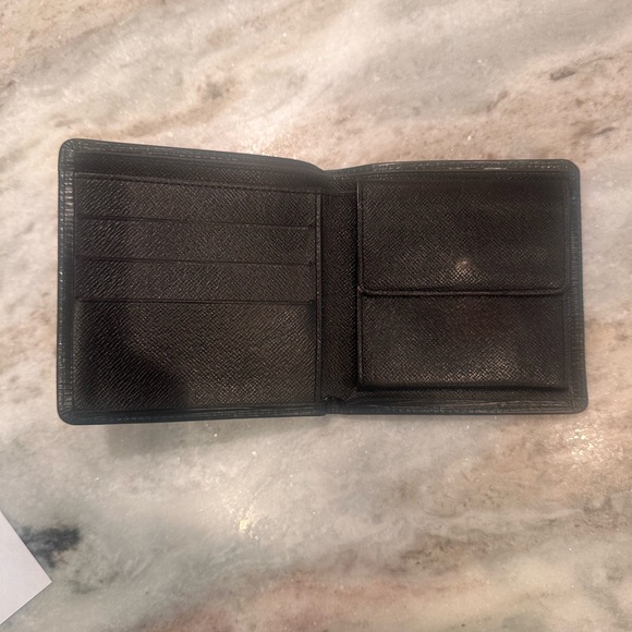 Louis Vuitton Epi Black Marco Wallet - Picture 3 of 12